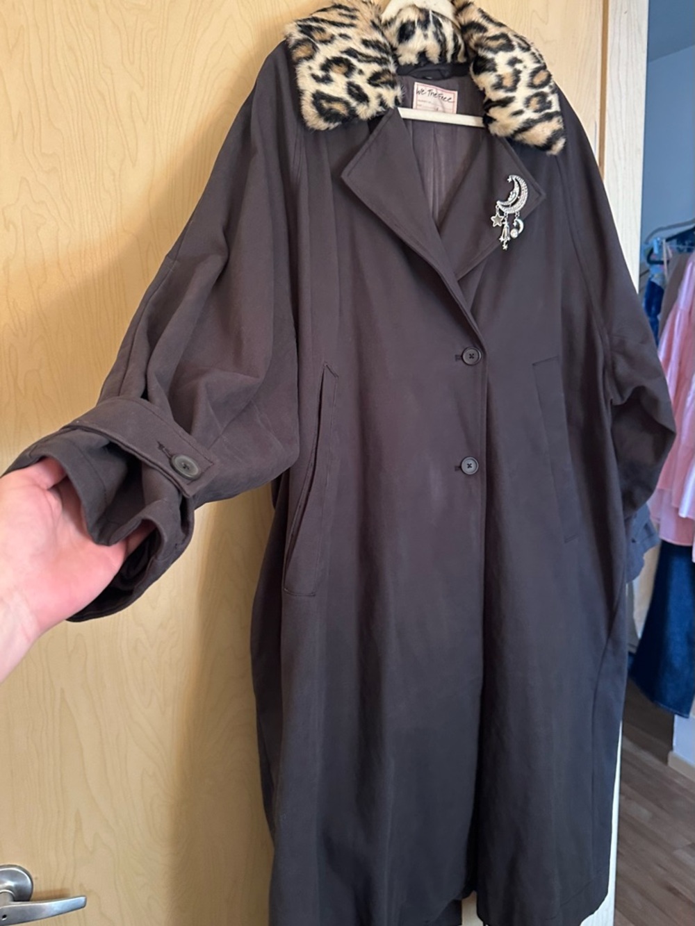 We The Free Dark Grey Trench Coat with Removable Leopard Faux Fur Collar - Picture 4 of 15